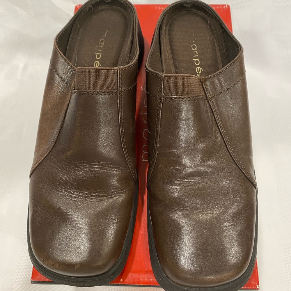 Maripe Leather Mules, 8M, GUC